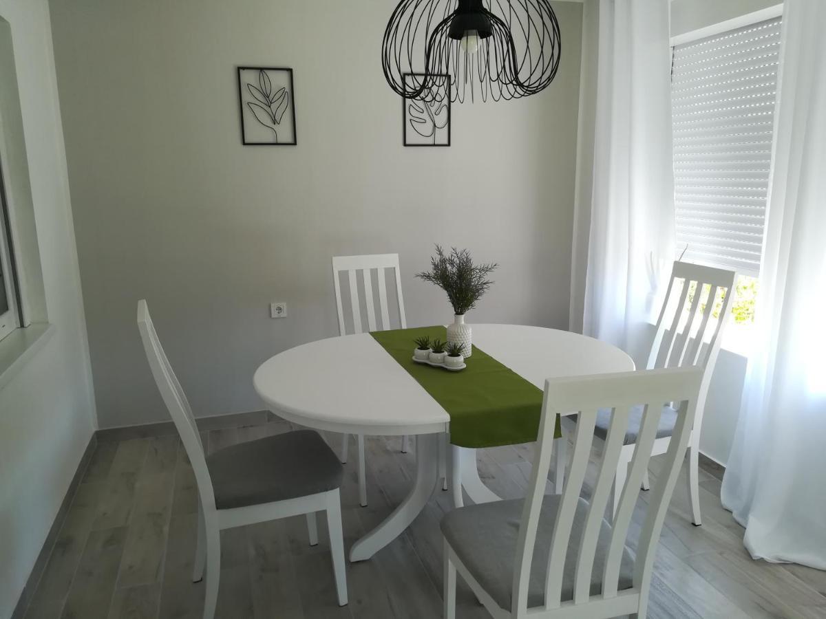 Apartmani Hermes Jadrija Eksteriør billede